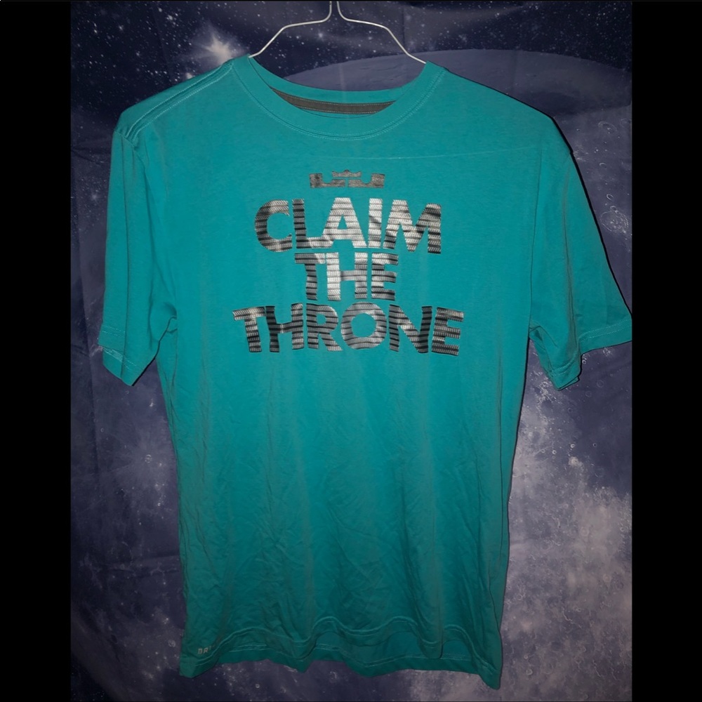 🌵Nike Dri-fit LeBron Men’s Graphic Tee🌵
